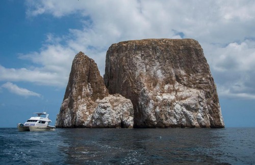 Puerto Baquerizo Moreno Boat Rental | CindySol