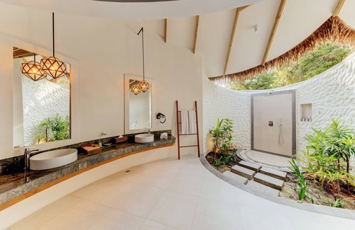 Kanuhuraa Resort | Cinnamon Dhonveli Maldives
