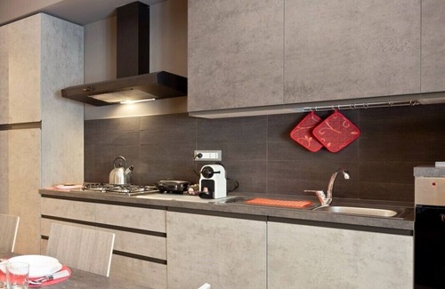 La Spezia Historic Centre Apartment | Cinque Terre The Arcade Apartment - Two bathrooms