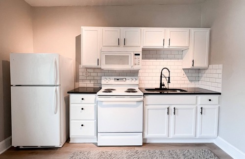 Windsor Park Apartment | Circle City BnB