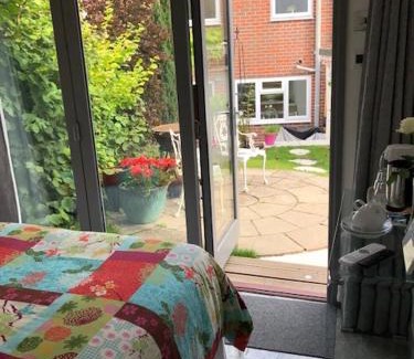 Pewsey Bed & Breakfast | Circles Guest House