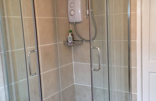 Pewsey Bed & Breakfast | Circles Guest House