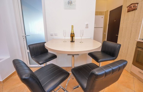 Bucharest City-Centre Apartment | Cismigiu Apartment - Cismigiu Gardens