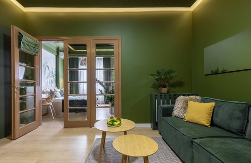 Bucharest City-Centre Apartment | Cismigiu Park - Gorgeous 1BR Sanctuary