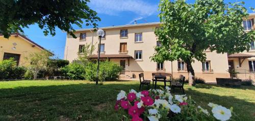 Villebois Hotel | Cit'Hôtel La Résidence
