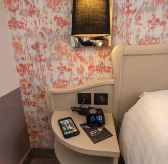 Noyon Hotel | Cit'Hotel - Hotel Le Cèdre