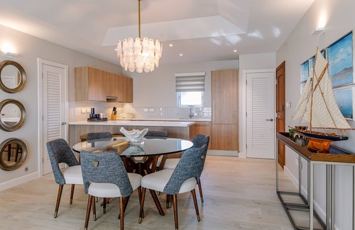 Calivigny Condo | Citrine - 2 Bed Luxury Suite with Ocean and Pool View