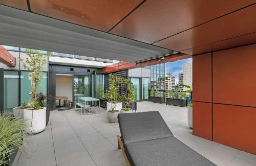 Auckland Central Business District Apartment | City and view holiday home