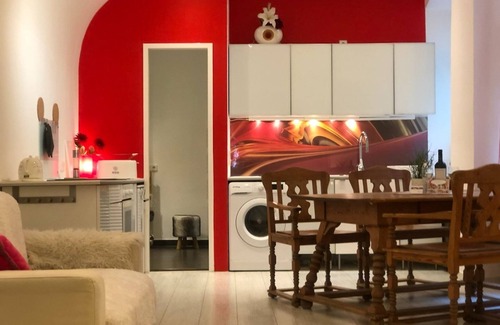 Schoeneberg Apartment | City- Apartment 'Classic- central location, very central