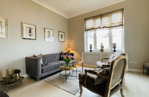 Hellerup Apartment | City Apartment in Hellerup with 3 bedrooms sleeps 6