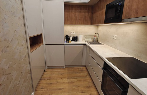 Nepszinhaz negyed Apartment | CITY CENTER 2! A Cozy and Modern 2BR in the city center near New York Cafe!