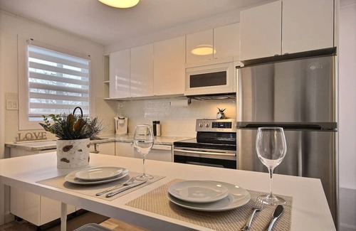 Saint-Sauveur Apartment | City Center Charming River View AC Free Parking