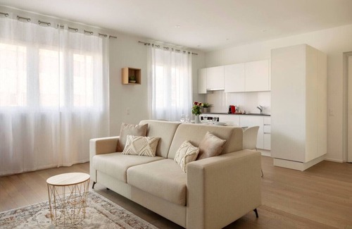 Lugano Apartment | City Center Luxury with AC & Free Parking