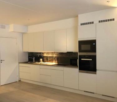 Gamle Oslo Apartment | City Center Oslo- Venice Apartment Sea Side Three-Bedrooms and Two Toilettes