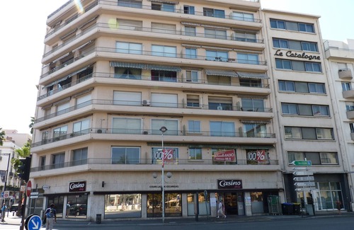 Clemenceau Apartment | CITY CENTER PLACE DE CATALOGNE MOUNTAIN BEACHES ACCESS