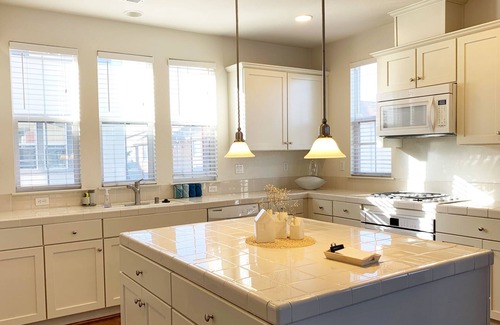 Hayward Condo | City Escape! Large Condo Near San Francisco