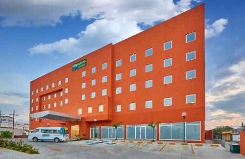 San Juan Bautista Tuxtepec Hotel | City Express Junior by Marriott Tuxtepec