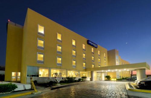 Nuevo Laredo Hotel | City Express by Marriott Nuevo Laredo