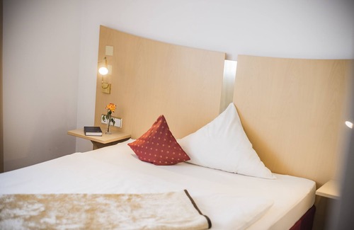 Neu-Ulm Hotel | City Hotel garni Neu-Ulm
