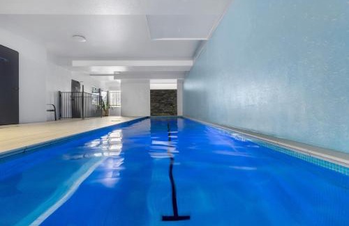 Cairns Central Business District Apartment | City Lights - Experience the Best of Cairns