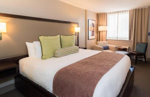 The Point Hotel | City Loft Hotel