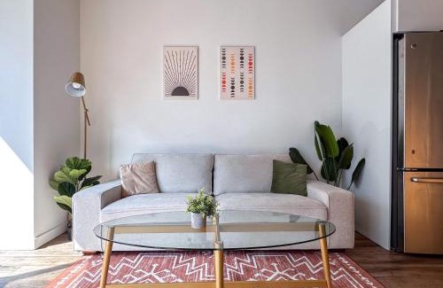 District Wharf Apartment | City & River View Suite - The Wharf DC by Monthier