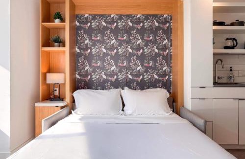 District Wharf Apartment | City & River View Suite - The Wharf DC by Monthier