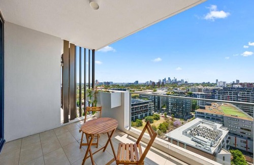 Waterloo Apartment | City View 2 Bedrooms apt in Waterloo