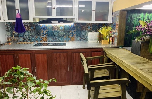 Hang Dao House | City view/Balcony/Old quarter/3mins walking to Hoan Liem Lake-Sunny Homestay
