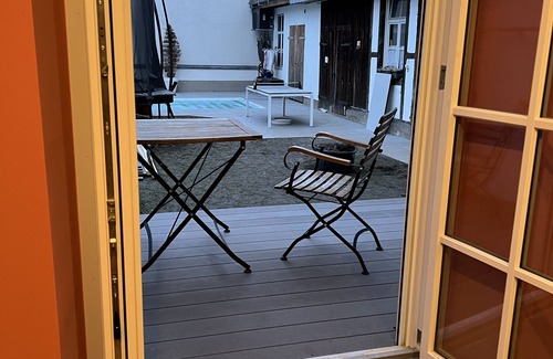 Loerrach Apartment | CityDreams - a Charming holiday apartment with pool in the heart of Lörrach