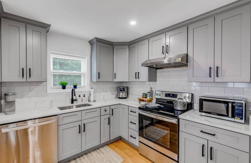 Chelsea House | CityScape: Urban Convenience Meets Affordability in this Modern City Living in the Heart of Chelsea!