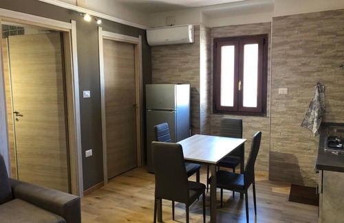 Sassari Apartment | CIVIC19 4PAX LARGE ONE-BEDROOM APARTMENT IN THE CENTER