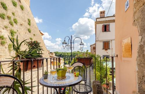San Michele in Teverina House | Civitella Relais