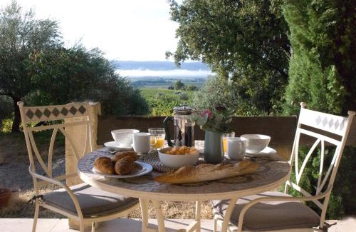 Puyloubier Villa | Claire de Lune
