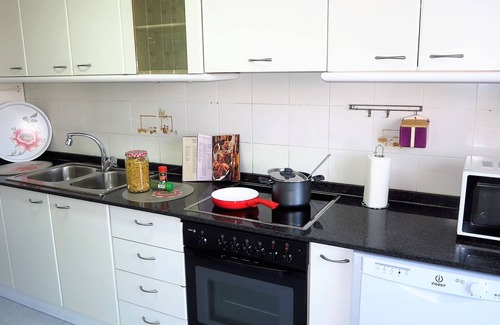 Montgat Apartment | "CLAIRE SEAVIEW & BEACH" duplex apartment, 3 terraces, barbecue, SAT-TV, WiFi
