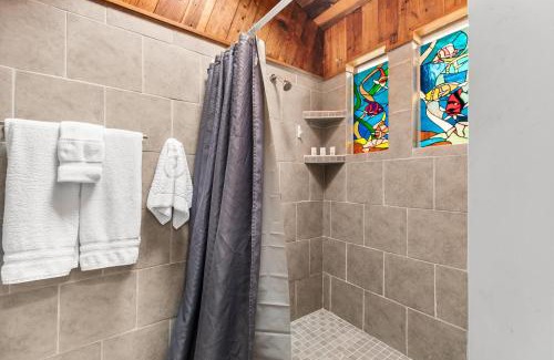 Port Isabel House | Clam Circle Retreat On The Laguna- LIV Resort