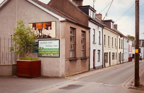 Carrick-on-Suir Apartment | Clancy Brothers Homestead