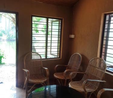 Chirayinkil House | Clara homestay