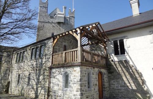 Claregalway Bed & Breakfast | Claregalway Castle