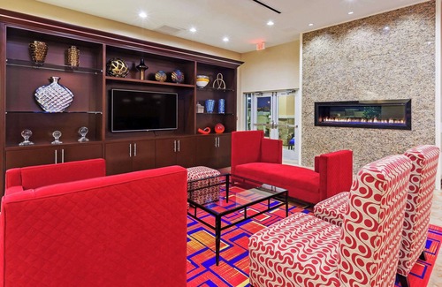 The Colony Hotel | Clarion Hotel The Colony - Plano West