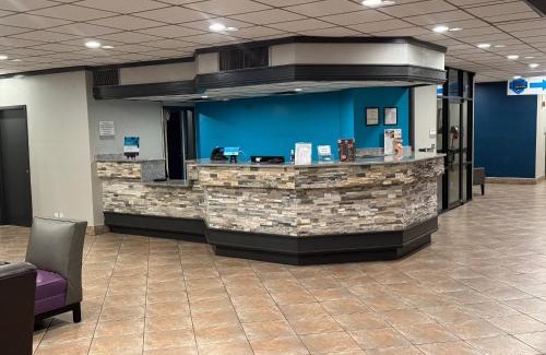 Dothan Hotel | Clarion Inn & Suites Dothan South