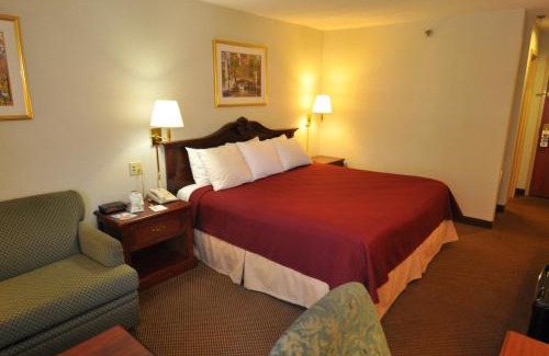 Nashua Hotel | Clarion Inn