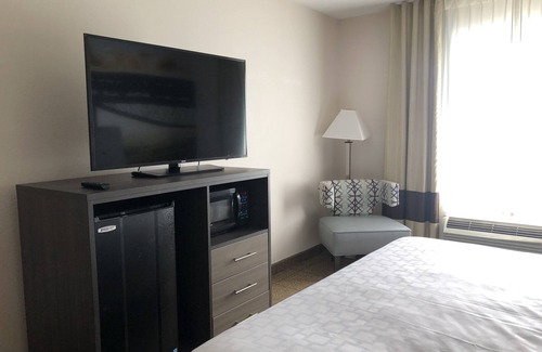 Beckley Hotel | Clarion Pointe Beckley