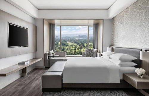 Clark Hotel | Clark Marriott Hotel