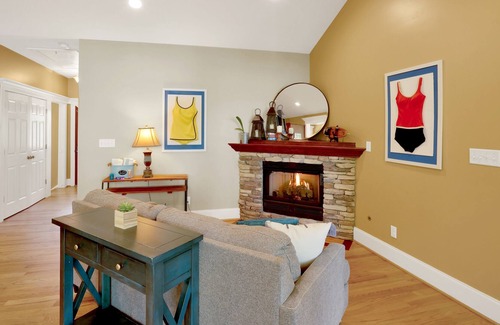 Appling House | Clarks Hill Lake, Keg Creek Cottage with deep water dock year round