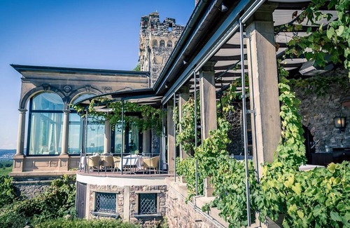 Johannisberg House | Classic Doppelzimmer - Nicht Erstattbar - Relais & Châteaux Hotel Burg Schwarzenstein