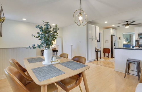 Forest Park House | Classic Forest Park Foursquare < 1 Mi to Blue Line