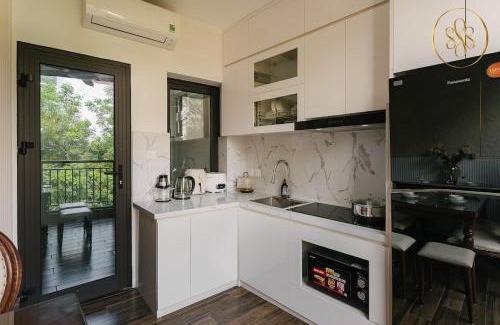 Old Quarter Apartment | Classic house 3MasterBR HoanKiem Lake by SSens Homes
