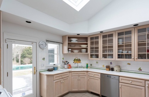 Quogue House | Classic Quogue house in great location. Quiet! and 5 mn bike ride to the Beach.