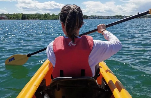 Sylvan Lake Apartment | Classic Retreat in Sylvan lake. Your cozy home away from home BEACH adventure.